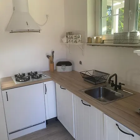 בית נופש Marina House *